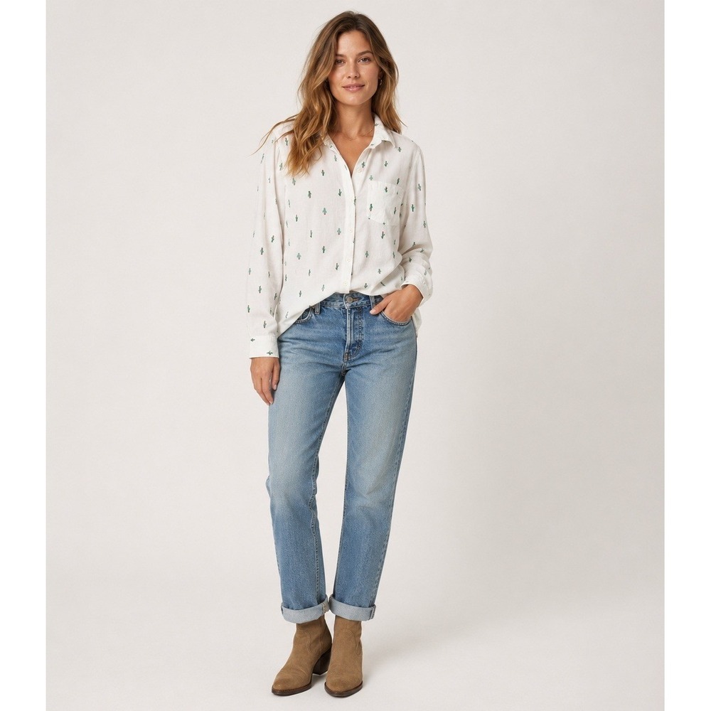 Old Navy Button Front Classic Shirt Women Medium White Cactus Print Cotton Rayon
